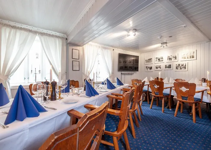 Kjobmandsgaarden Hotel *